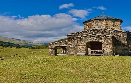  (1)